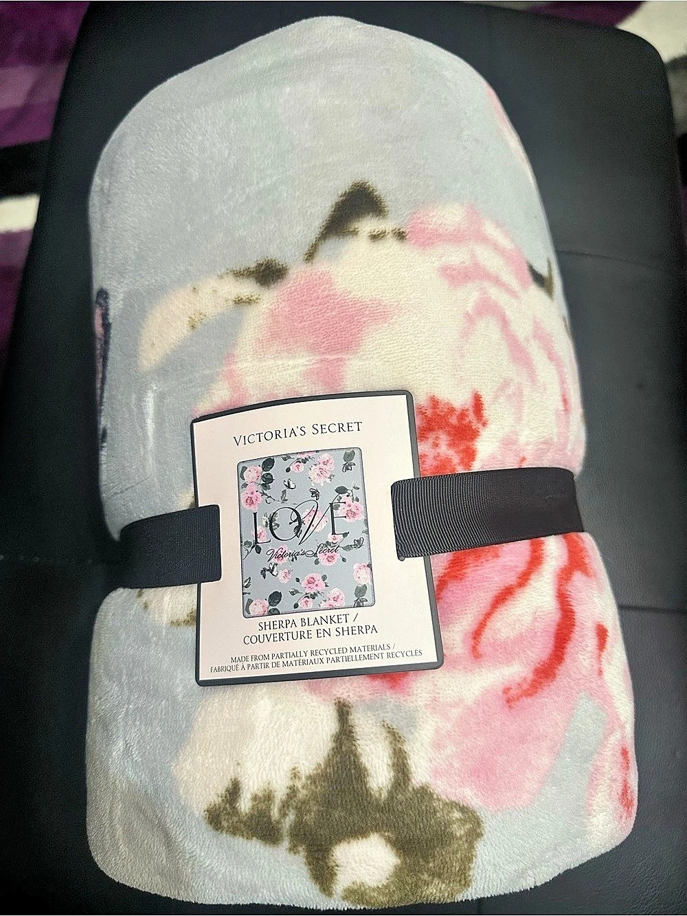 Victoria's Secret Love Floral Sherpa Blanket Pink & White